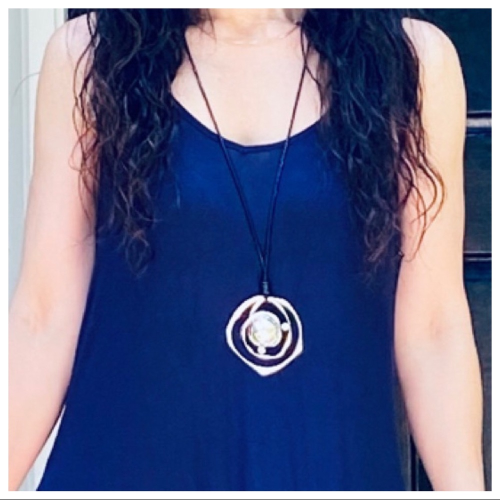 ✨PARIS✨LEATHER CHAIN GORGEOUS CIRCLE NECKLACE - Picture 10 of 12